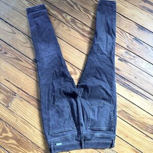 Black Zachary High Rise Skinny Comfort Stretch